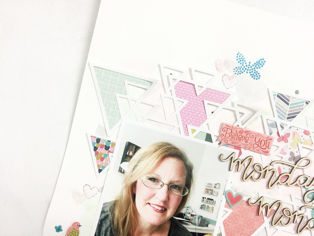 Larkindesign Mixed Media Layout | Monday Monday ft. Paige Evans Turn the Page!!!Larkindesign Mixed Media Layout | Monday Monday ft. Paige Evans Turn the Page!!!