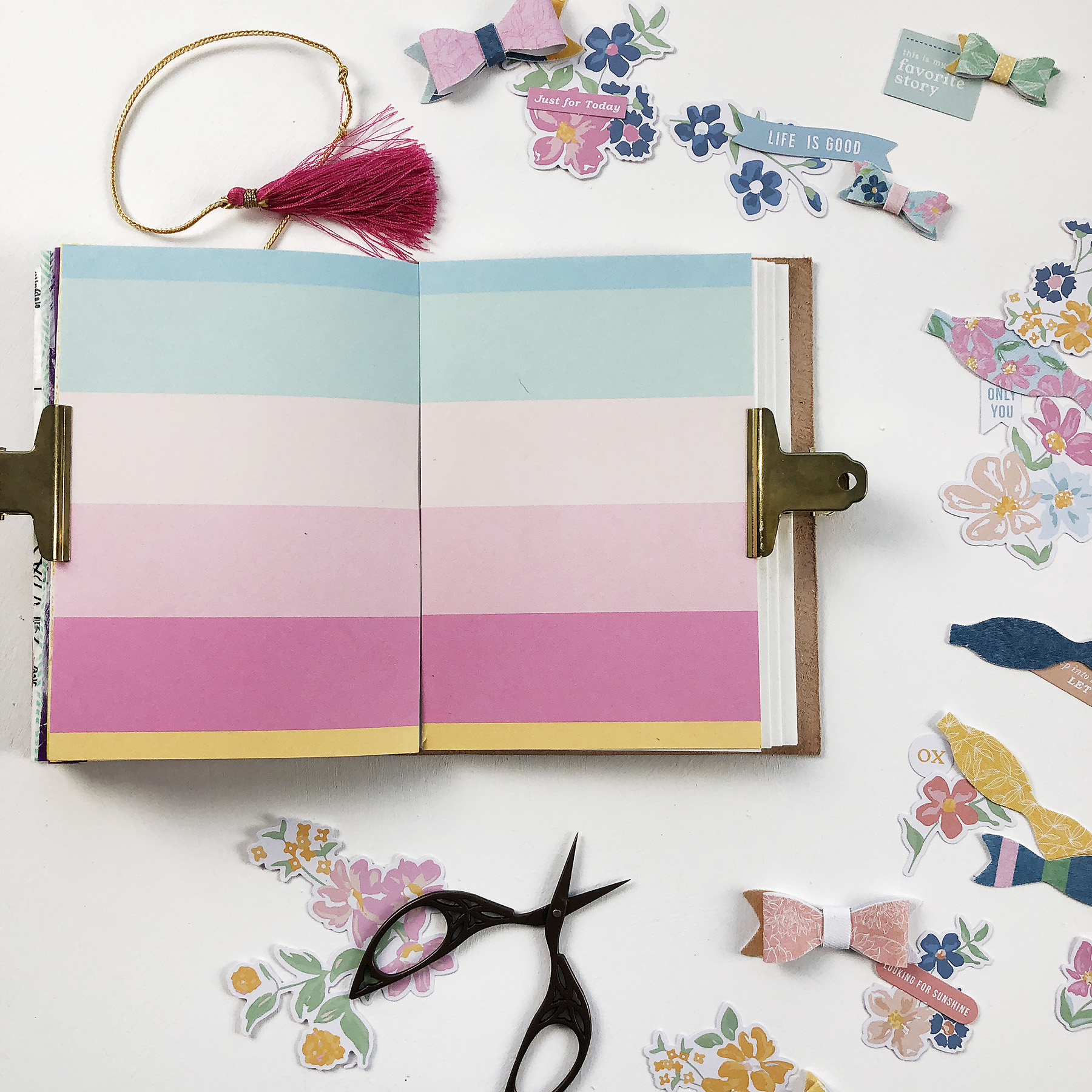 Larkindesign Art Journal Volume 04 Layout 06 | This Is My Favorite Story